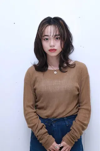 ミディアム 豊田 恭平のヘアスタイル