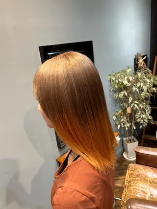 ミディアム 樋富 優香のヘアスタイル