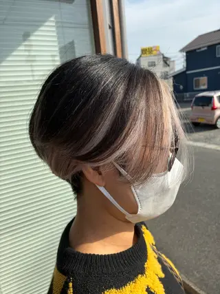 ショート カラー ⭐️いおり⭐️ ✨透明感カラー✨のヘアスタイル