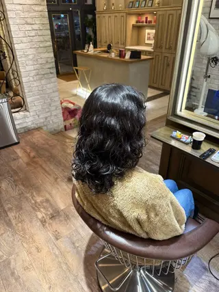 ミディアム パーマ Cloe仙台🍒ྀི ツルイヒナタのヘアスタイル