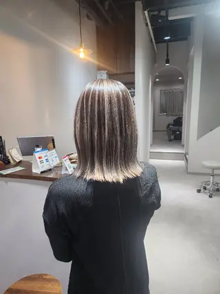 ミディアム カラー 金田 拓也のヘアスタイル