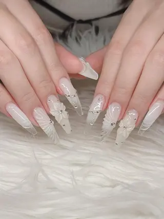 ネイル Lee Nailsのネイルデザイン