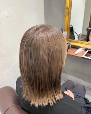 ミディアム カラー RuLaN AMIのヘアスタイル