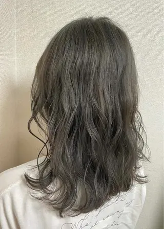 ミディアム 髪質改善お任せ ください♪ひとみのヘアスタイル
