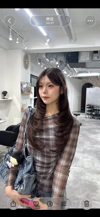 ロング カラー 🎀韓国レイヤー/シ ョート×透明感カラーのヘアスタイル