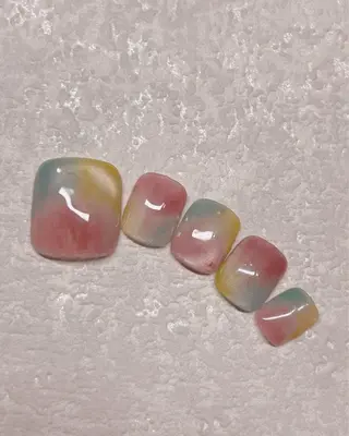 ネイル 𝑝𝑒𝑡𝑖𝑡 𝐾𝑎𝑛𝑛𝑎のネイルデザイン
