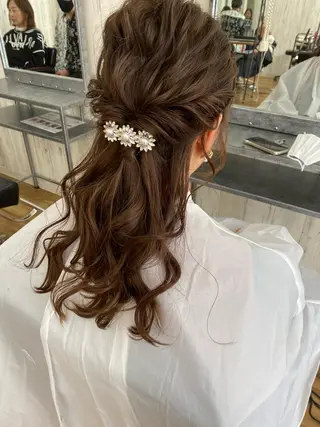 ロング カラー ヘアアレンジ マツエク・マツパ 夜23時まで予約🉑 reverieあきらのヘアスタイル
