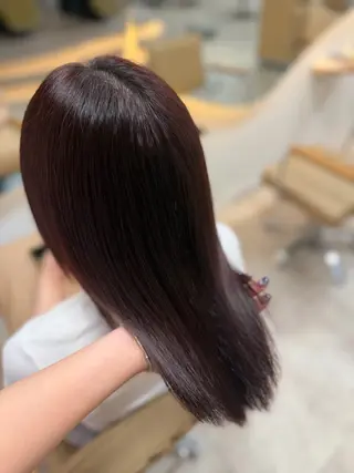 ミディアム 栁原 舞琴のヘアスタイル