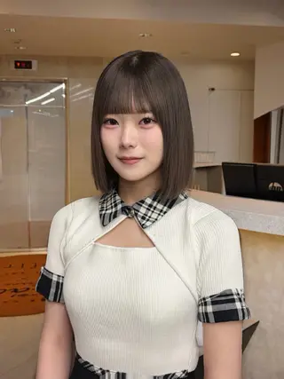 ミディアム カラー 韓国/レイヤー/ 透明感🩶ひかる🩶のヘアスタイル