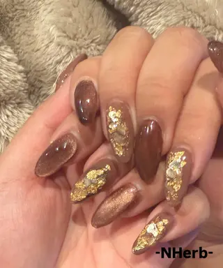 セミロング 横田 汐里のネイルデザイン