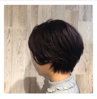 ショート カラー 竹内 涼寧のヘアスタイル