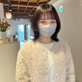 ミディアム io濱川 遥のヘアスタイル