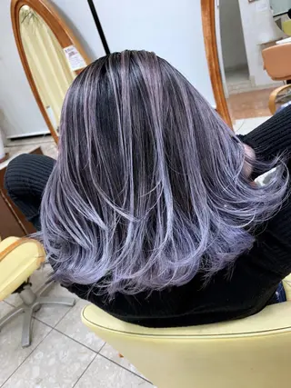 ミディアム 穐田 司樹のヘアスタイル