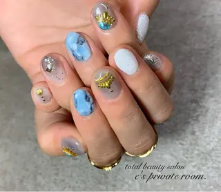 ネイル LAVISH 大和店 🤱子連れ大歓迎のネイルデザイン