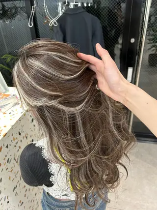 カラー saho😶️️꙳⟡ ミルクティーベージュのヘアスタイル