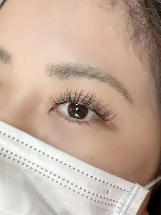 マツエク・マツパ アイブロウ アイラッシュサロン ナチュラリスの眉毛・アイブロウイメージ