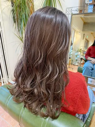 ロング カラー 石井 佑樹のヘアスタイル