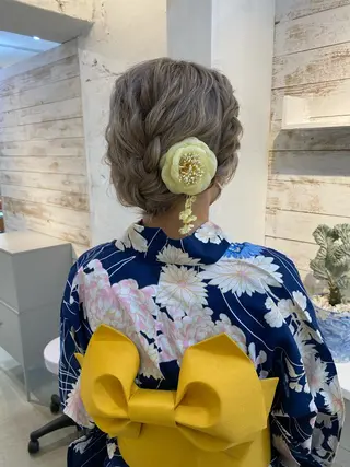天神最安値エクステ カラーレイヤーカットのヘアスタイル