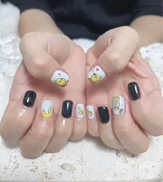 ネイル AURA NAIL 🌟鶴見店のネイルデザイン