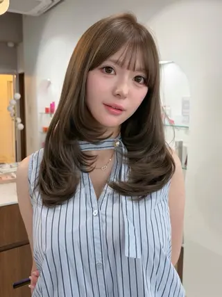 セミロング カラー 藤野 結衣のヘアスタイル