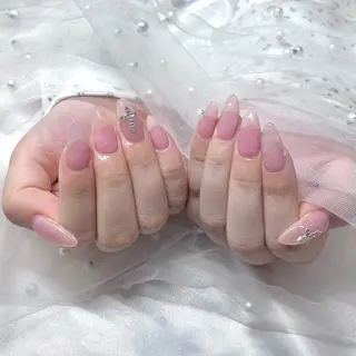 ネイル Yveil 心斎橋店 hirokoのネイルデザイン