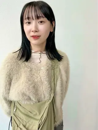 ミディアム 草野ゆずき⌇縮毛矯正 ⌇エクステ⌇レイヤーのヘアスタイル