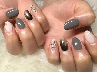 ネイル Yuika. hのネイルデザイン