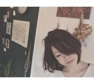 ショート ミディアム カラー パーマ 松田 由貴のヘアスタイル
