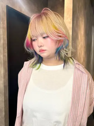 ミディアム 鈴木 華奈のヘアスタイル