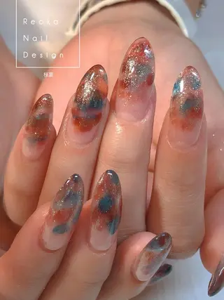 ミディアム ネイル Blowe ニュアンスのネイルデザイン