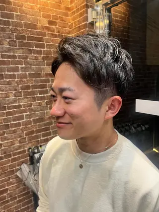 ショート カラー パーマ ヘアアレンジ メンズ キッズ ネイル マツエク・マツパ アイブロウ 久木原 ゆりのヘアスタイル