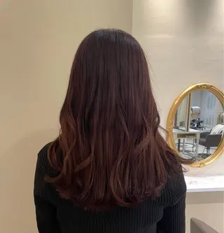 ミディアム 河津 彩香のヘアスタイル