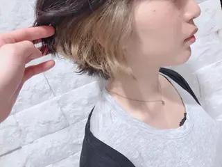 カラー YUI𓍯ｴｸｽﾃ /ﾆｭｱﾝｽｶﾗｰのヘアスタイル
