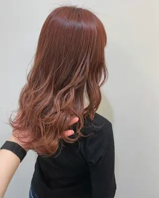 セミロング カラー Loob.TOKYO MIYA🌈のヘアスタイル