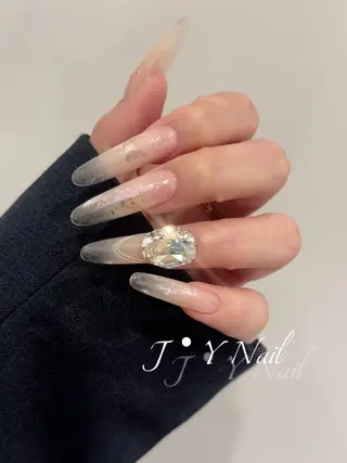 ネイル J· Y Nailのネイルデザイン