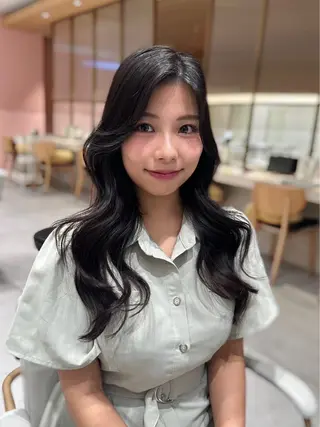 ロング カラー 🍑韓国風レイヤー 🍑莉子のヘアスタイル