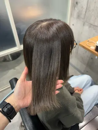 カラー 釜井 小春のヘアスタイル