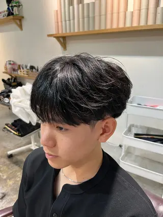 メンズ フェザーパーマ🌙 毛流れ yuzukiのヘアスタイル