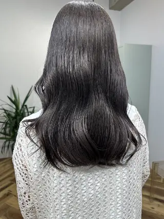 ロング カラー ヘアアレンジ mood 髪質改善 ダブルカラーのヘアスタイル