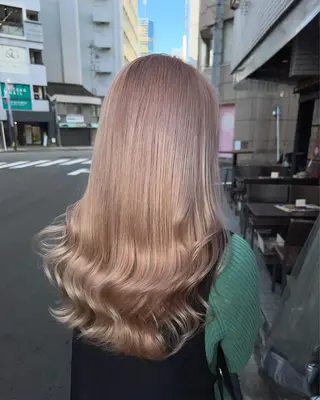 セミロング カラー ブリーチ 透明感HIDEのヘアスタイル