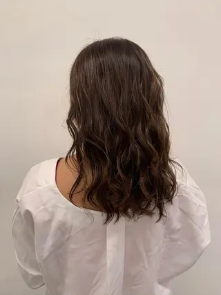 ミディアム 【丁寧なカウンセリ ング】MIHOのヘアスタイル