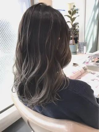 ミディアム カラー ヘアアレンジ 山崎俊輔/髪質改善 /バレイヤージュのヘアスタイル