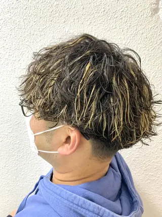 メンズ 石谷蒼 メンズパーマ特化のヘアスタイル