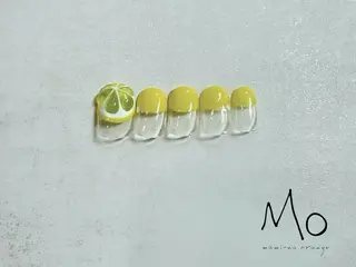 ネイル マミーナオレンジ 須田のネイルデザイン