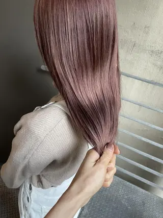 セミロング TIGRE kamitoriのヘアスタイル