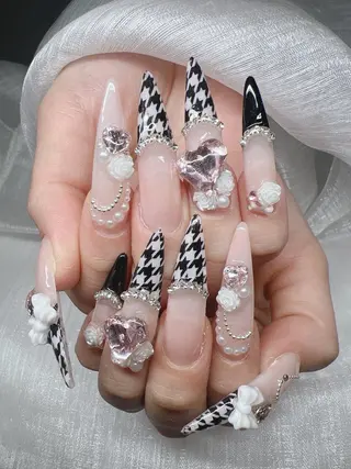 ネイル Lee Nails チップ長さだし専門店のネイルデザイン