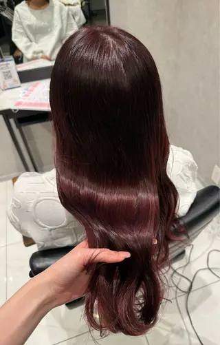 ロング 艶ブラウン/赤み消し /盛れる顔周りのヘアスタイル