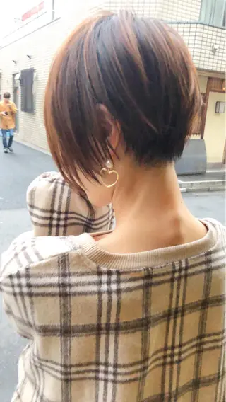 ショート カラー すきバサミを使わない カット✂️✨郡司泰之のヘアスタイル