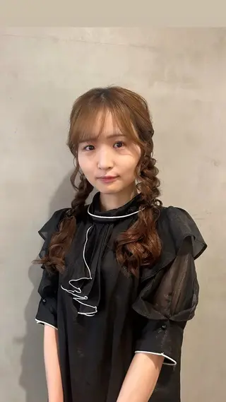 ロング カラー ヘアアレンジ タナカ カナ🫧のヘアスタイル
