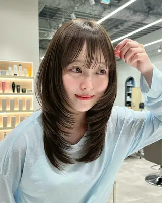 セミロング 縮毛矯正 / 透明感カラー首藤大翔のヘアスタイル